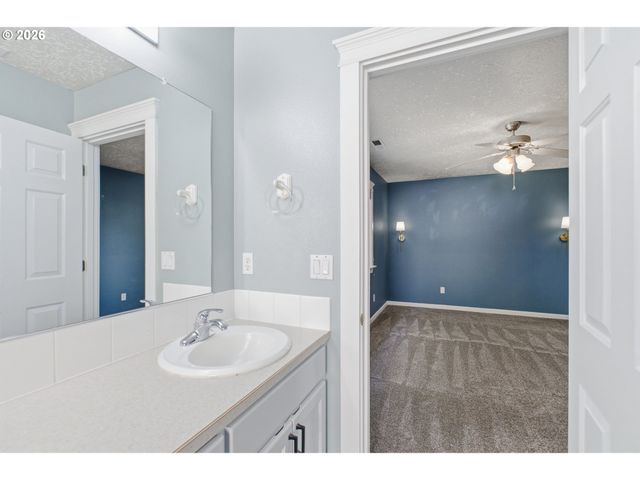 7642 TREBBER St, Keizer, OR 97303