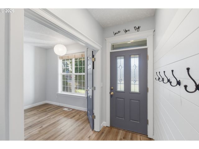 7642 TREBBER St, Keizer, OR 97303