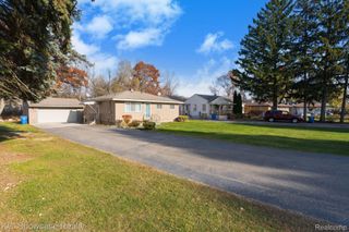 3904 Lotus Drive, Waterford Charter Township, MI 48329