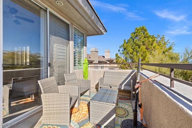 660 Peachy Canyon Circle 201, Las Vegas, NV 89144