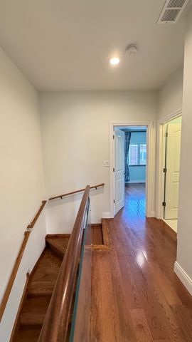 3521 S Parnell Avenue C, Chicago, IL 60609
