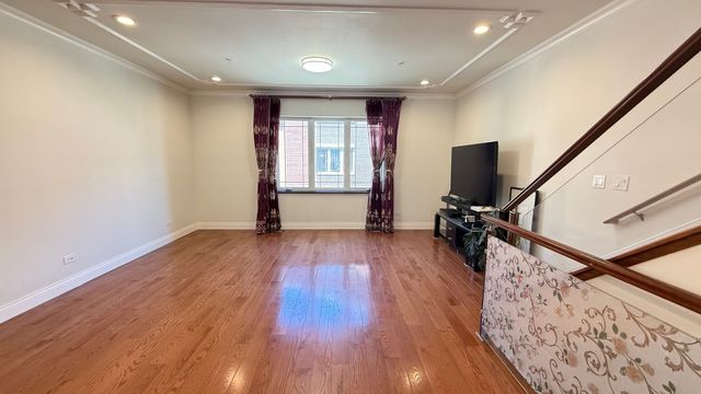 3521 S Parnell Avenue C, Chicago, IL 60609