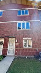3521 S Parnell Avenue C, Chicago, IL 60609