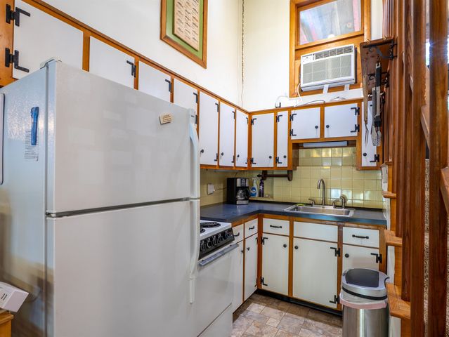 15 Fort Hill Road, Nottingham, NH 03290