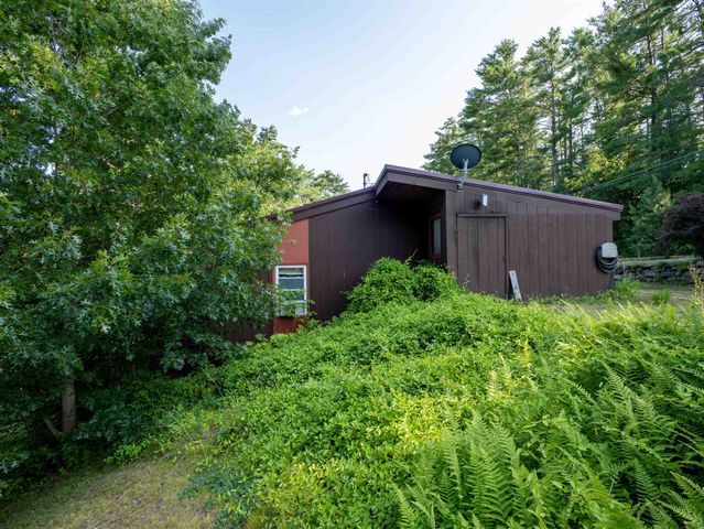 15 Fort Hill Road, Nottingham, NH 03290