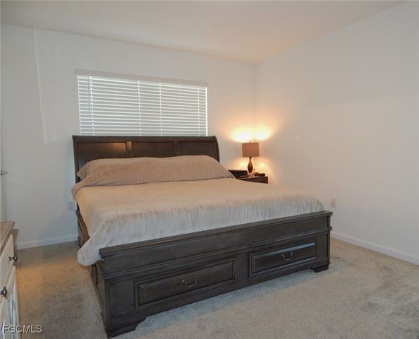 1437 Weeping Willow CT, Cape Coral, FL 33909