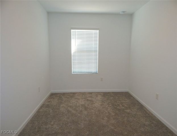 1437 Weeping Willow CT, Cape Coral, FL 33909