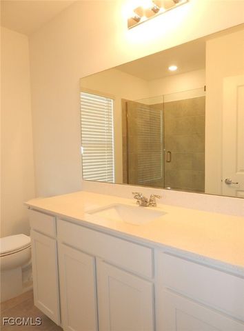 1437 Weeping Willow CT, Cape Coral, FL 33909