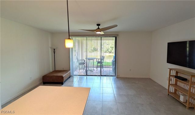 1437 Weeping Willow CT, Cape Coral, FL 33909