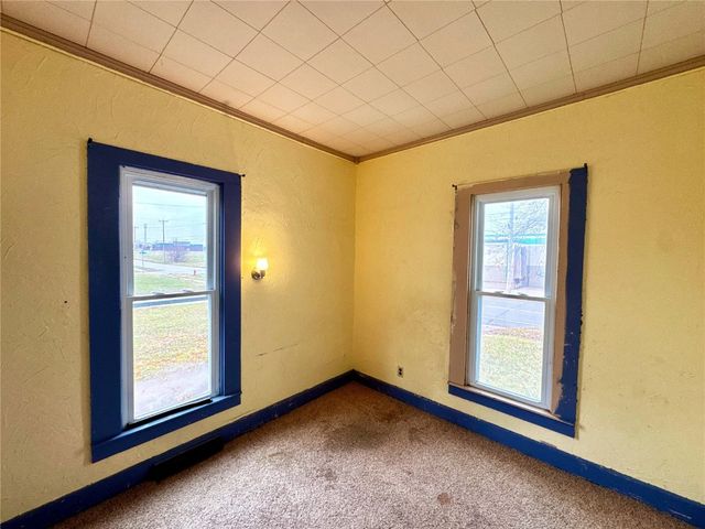 2540 8th Avenue, Marion, IA 52302