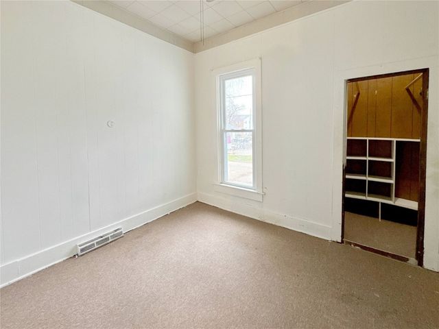 2540 8th Avenue, Marion, IA 52302