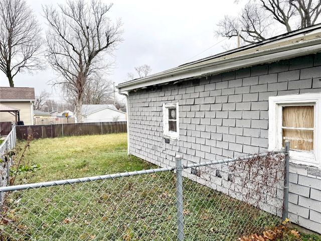 2540 8th Avenue, Marion, IA 52302