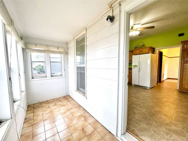 2540 8th Avenue, Marion, IA 52302