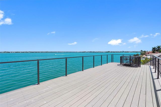 487 MEADOW LARK DR, Sarasota, FL 34236