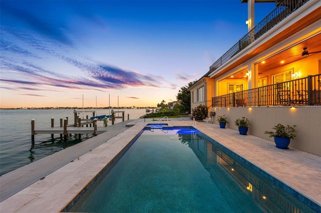 487 MEADOW LARK DR, Sarasota, FL 34236