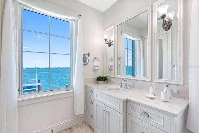 487 MEADOW LARK DR, Sarasota, FL 34236