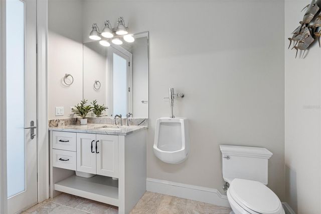 487 MEADOW LARK DR, Sarasota, FL 34236