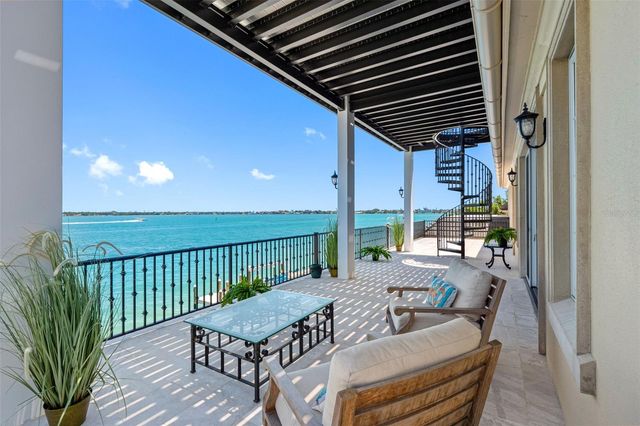487 MEADOW LARK DR, Sarasota, FL 34236