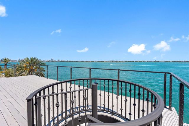 487 MEADOW LARK DR, Sarasota, FL 34236
