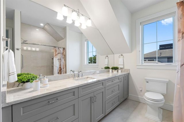 487 MEADOW LARK DR, Sarasota, FL 34236