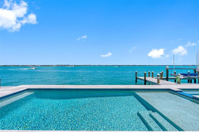 487 MEADOW LARK DR, Sarasota, FL 34236