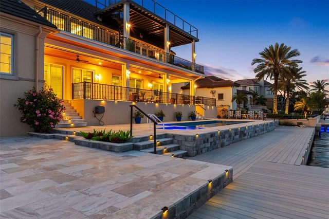 487 MEADOW LARK DR, Sarasota, FL 34236