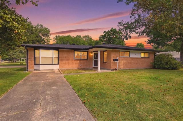 381 Washington Street, Lake Charles, LA 70605