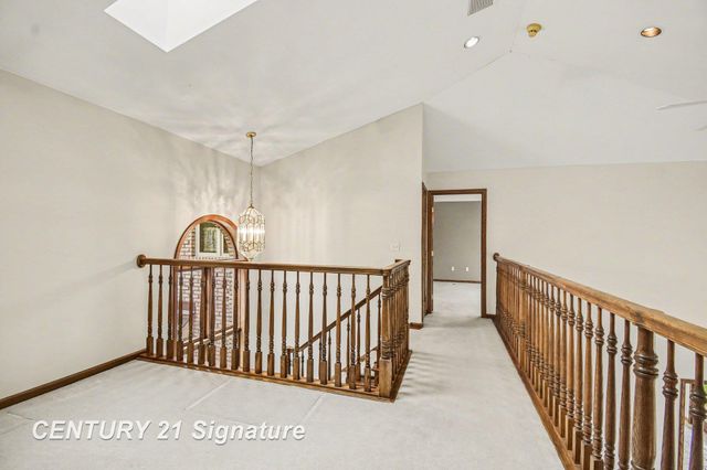 1944 E Lake Circle Drive, Saginaw, MI 48609