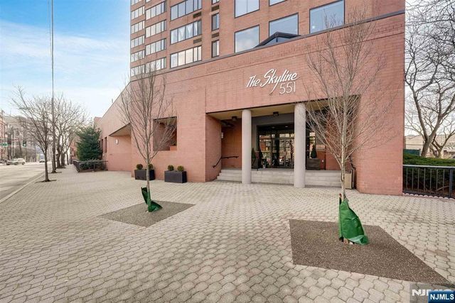551 Observer Highway 3L, Hoboken, NJ 07030