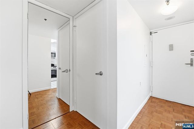 551 Observer Highway 3L, Hoboken, NJ 07030