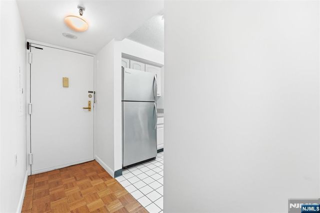551 Observer Highway 3L, Hoboken, NJ 07030