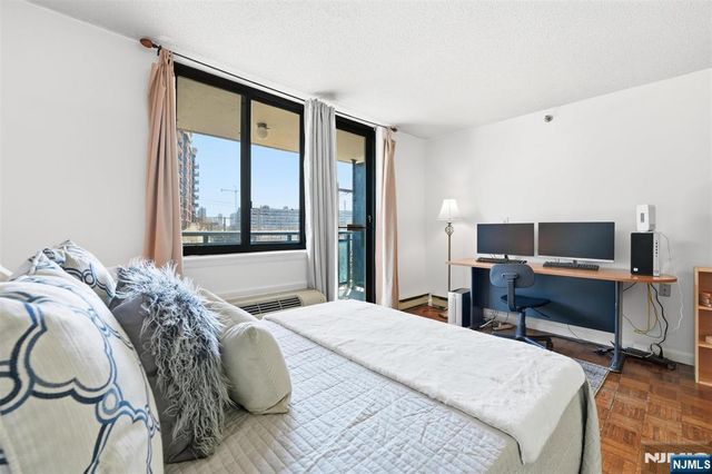 551 Observer Highway 3L, Hoboken, NJ 07030