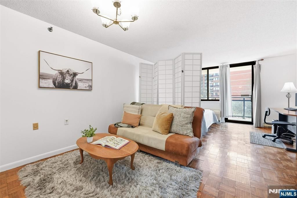 551 Observer Highway 3L, Hoboken, NJ 07030