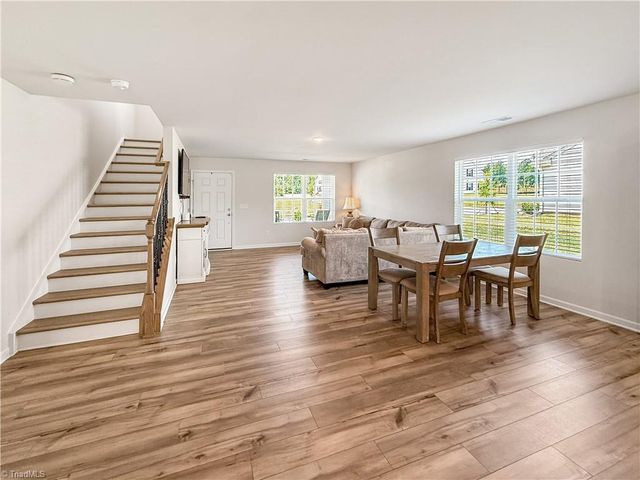 1767 Mallard Drive, Kernersville, NC 27284
