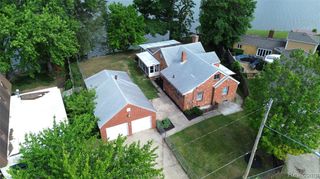 4047 Mitchell Drive, Flint, MI 48506