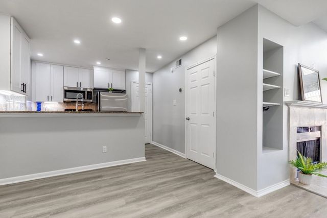 4221 Cole Avenue 202, Dallas, TX 75205