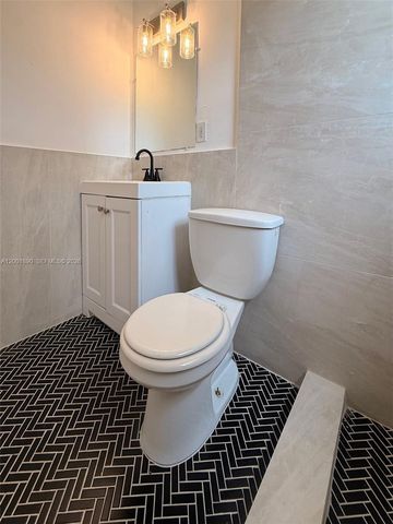 12906 NE 6th Ave 1, North Miami, FL 33161