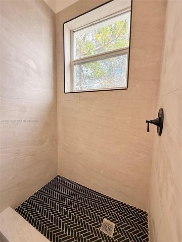 12906 NE 6th Ave 1, North Miami, FL 33161