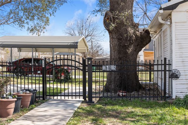 1206 Wallis Ave, Santa Anna, TX 76878
