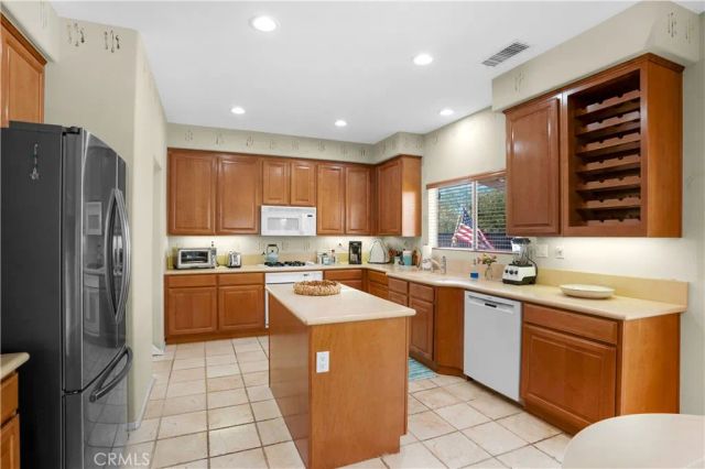 39963 Via Espana, Murrieta, CA 92562