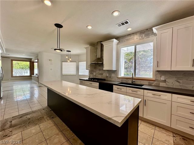 8645 Robinson Ridge Drive, Las Vegas, NV 89117