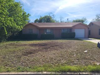 221 SCOTT AVE, Universal City, TX 78148