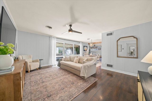 5027 WELCHSHIRE AVE, Memphis, TN 38117