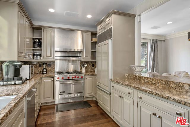 10023 Westwanda Drive, Beverly Hills, CA 90210
