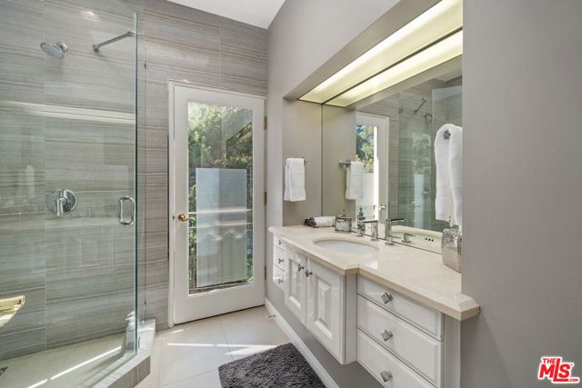10023 Westwanda Drive, Beverly Hills, CA 90210