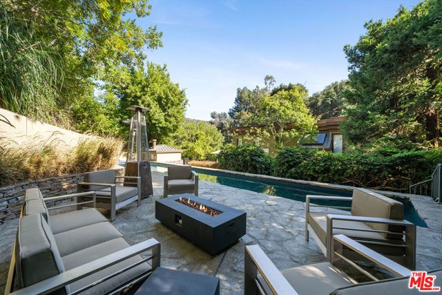 10023 Westwanda Drive, Beverly Hills, CA 90210
