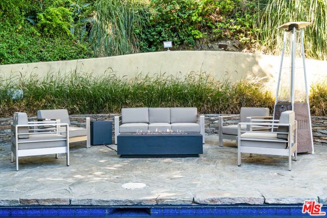 10023 Westwanda Drive, Beverly Hills, CA 90210