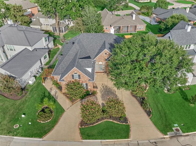 42 Naples Lane, Montgomery, TX 77356