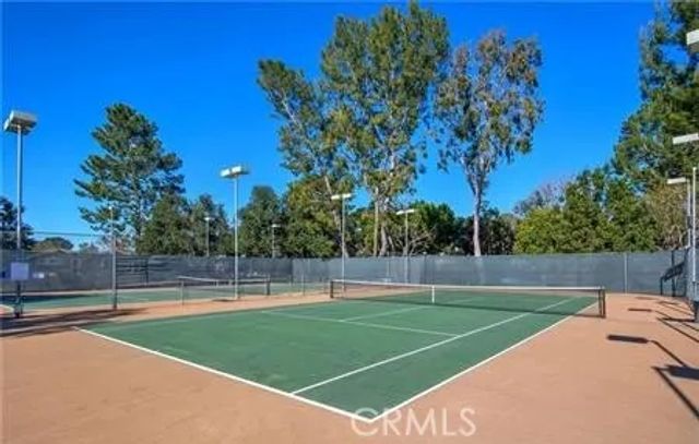 165 Streamwood, Irvine, CA 92620