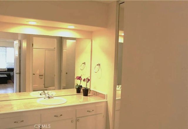 165 Streamwood, Irvine, CA 92620